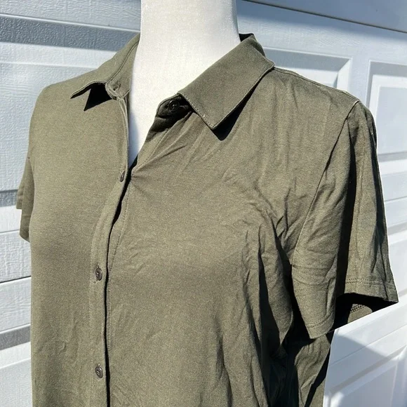 Army green button up collared pocket dress - Picture 3 of 5